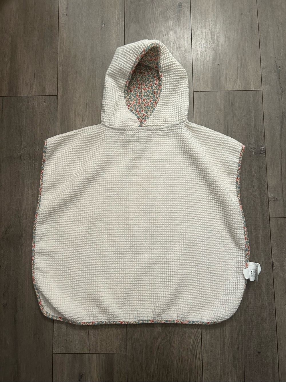 Zara Textured Towel Poncho with Floral Trim Sz:4-5